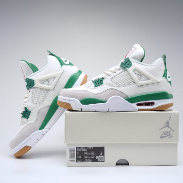 Air Jordan4 Retro SB Pine Green Midweek Heat