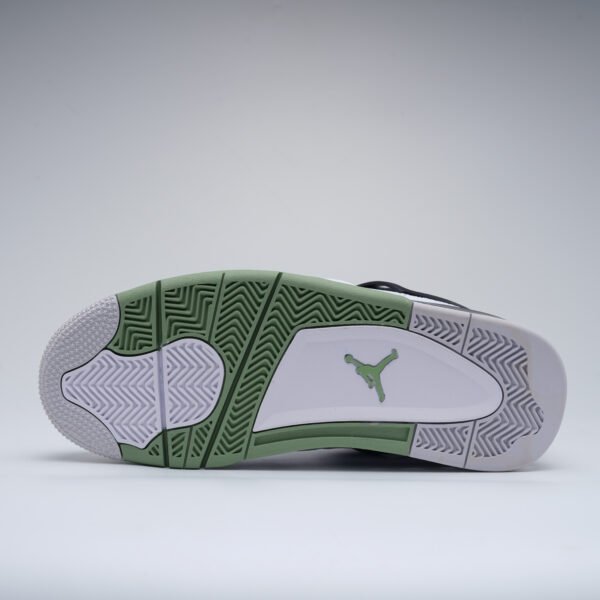 Air Jordan Women's Air Jordan 4 Retro 'Seafoam' - Image 3