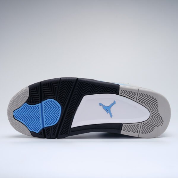Air Jordan 4 Retro 'University Blue' - Image 3
