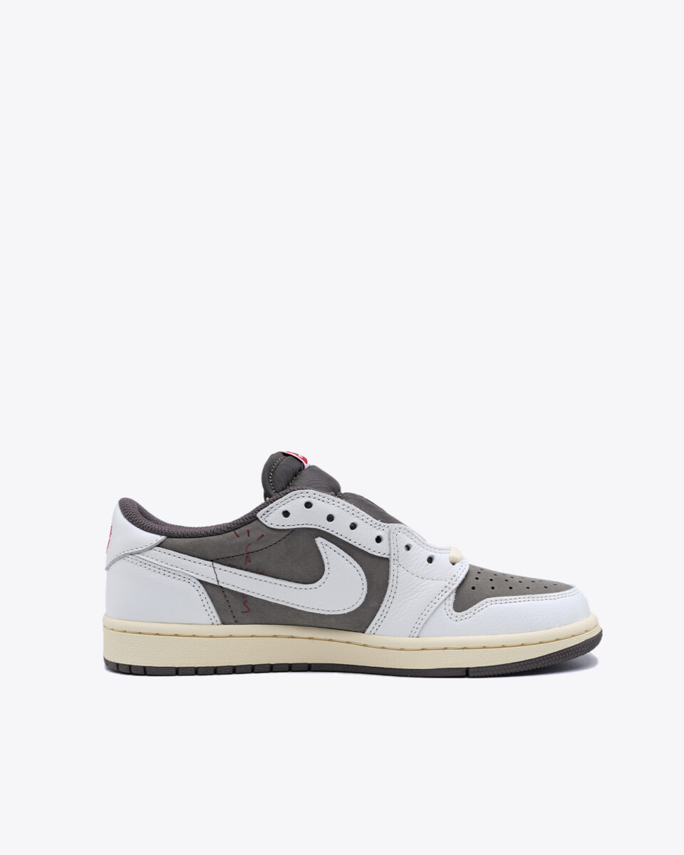 Air jordan 1 Low Travis Scott Reverse Mocha