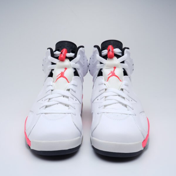 Jordan 6 Retro Bulls 2010 - Image 3