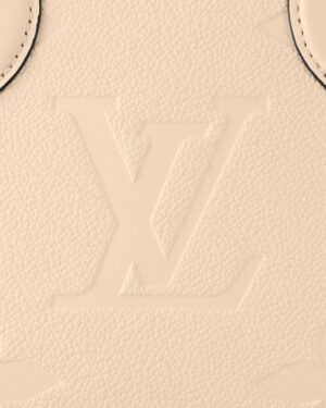 3-4 Louis Vuitton LV Onthego MM Tote Bag Monogram Beige