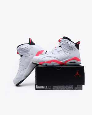 Jordan 6 Retro Bulls 2010-4