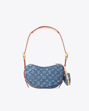 Louis Vuitton CROISSANT A Stylish Medium-Sized Bag-3